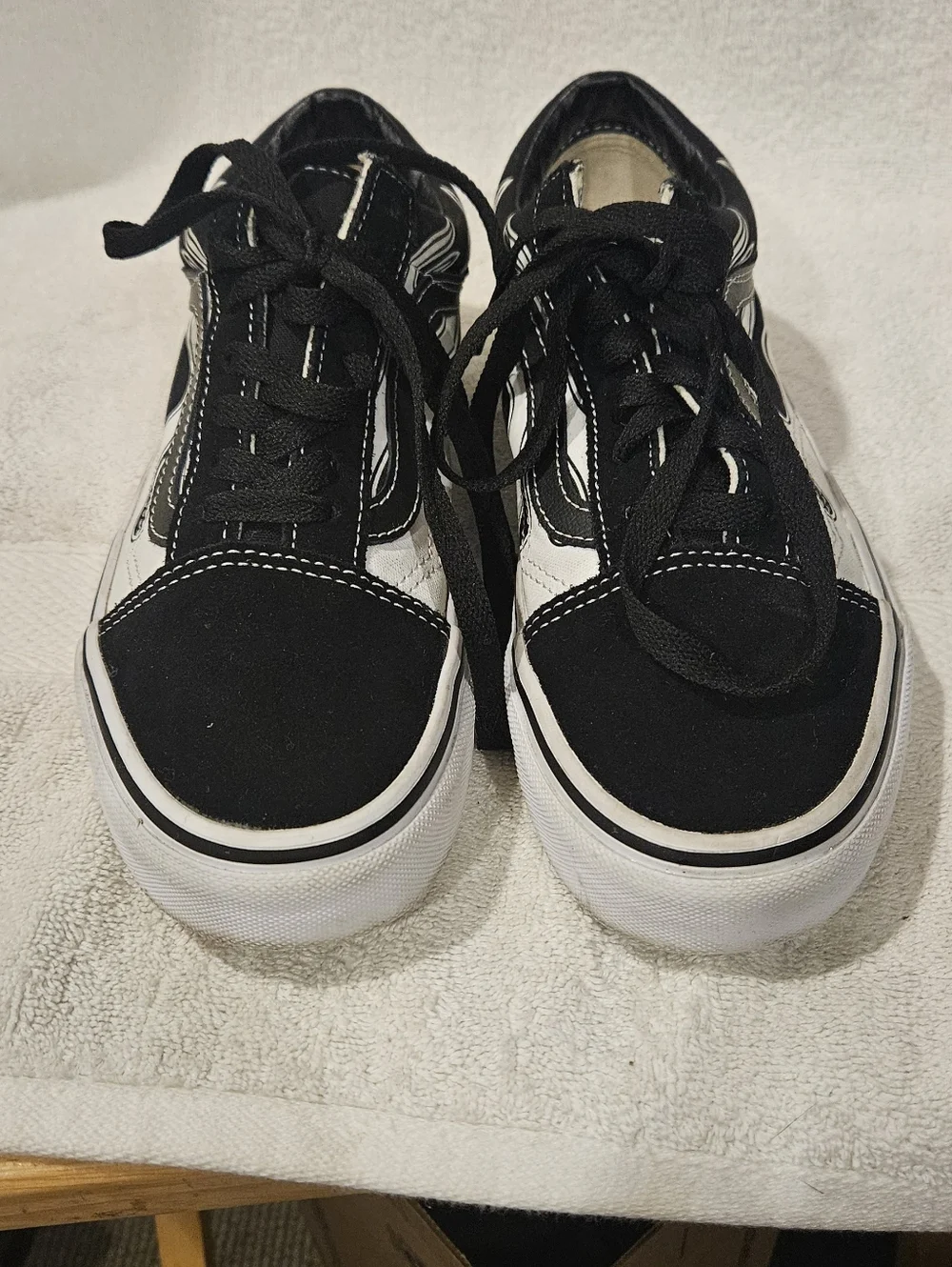 Vans sneakers size white